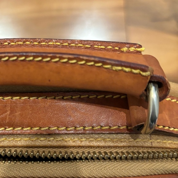 Alviero Martini Crossbody Bag - Picture 11 of 13